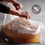 Turkey Brine Bags, 22" X 26", 2 Pack, Bring Bag for Turkeys Can Holds up 35Lb, Brine Bag for Turkey with 2 Removable Zipper Assist Clips and Cotton Strings, Thickened Turkeys Marinade Bags - Image 4