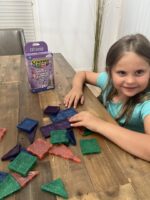 Crayola Mini Magnetic Pip-Tiles - 24-Piece Glitter Building Set for Kids, STEM Travel Toys for Ages 3+ - Image 8